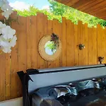 A Casa Di Ficu A 14kms D'ajaccio Et Des Plages Avec Piscine Jacuzzi Petanque Sans Vis A Vis
