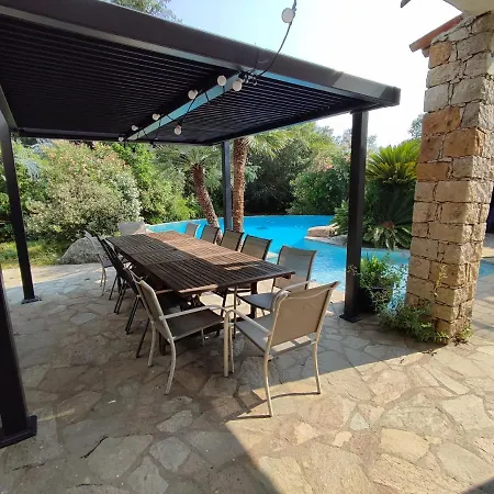 Villa A Casa Di Ficu A 14kms D'ajaccio Et Des Plages Avec Piscine Jacuzzi Petanque Sans Vis A Vis