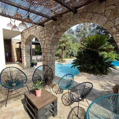 A Casa Di Ficu A 14kms D'ajaccio Et Des Plages Avec Piscine Jacuzzi Petanque Sans Vis A Vis * Peri