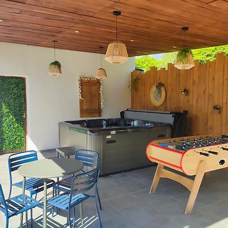 A Casa Di Ficu A 14kms D'ajaccio Et Des Plages Avec Piscine Jacuzzi Petanque Sans Vis A Vis 빌라