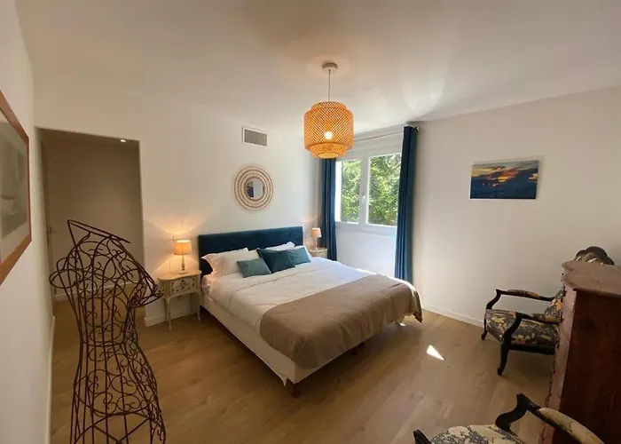 Vila A Casa Di Ficu A 14kms D'ajaccio Et Des Plages Avec Piscine Jacuzzi Petanque Sans Vis A Vis Peri