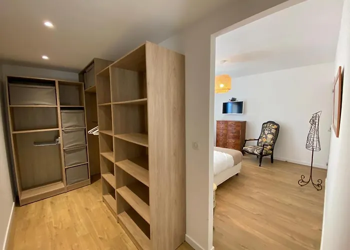 A Casa Di Ficu A 14kms D'ajaccio Et Des Plages Avec Piscine Jacuzzi Petanque Sans Vis A Vis Villa Peri