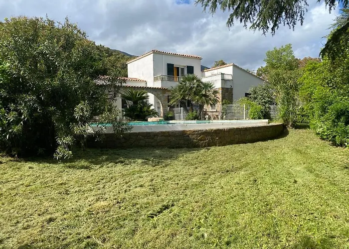 Vila A Casa Di Ficu A 14kms D'ajaccio Et Des Plages Avec Piscine Jacuzzi Petanque Sans Vis A Vis *