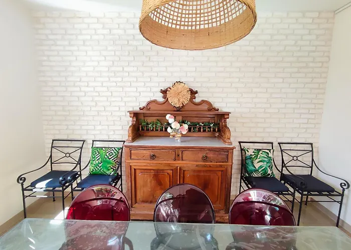 A Casa Di Ficu A 14kms D'ajaccio Et Des Plages Avec Piscine Jacuzzi Petanque Sans Vis A Vis